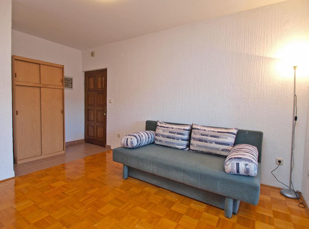 Apartments Dubravka 1315 弗尔萨尔 外观 照片