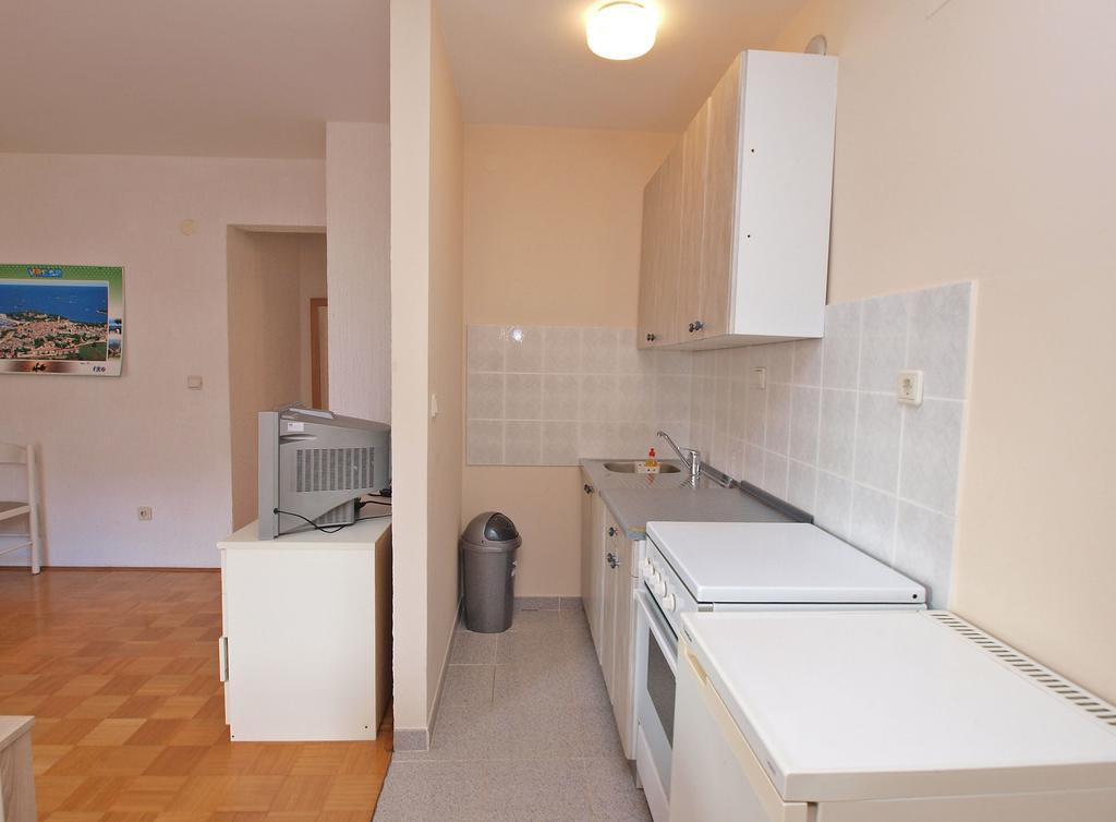 Apartments Dubravka 1315 弗尔萨尔 外观 照片