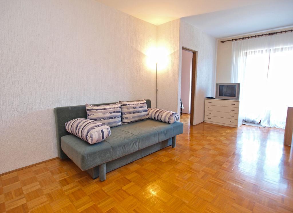 Apartments Dubravka 1315 弗尔萨尔 外观 照片